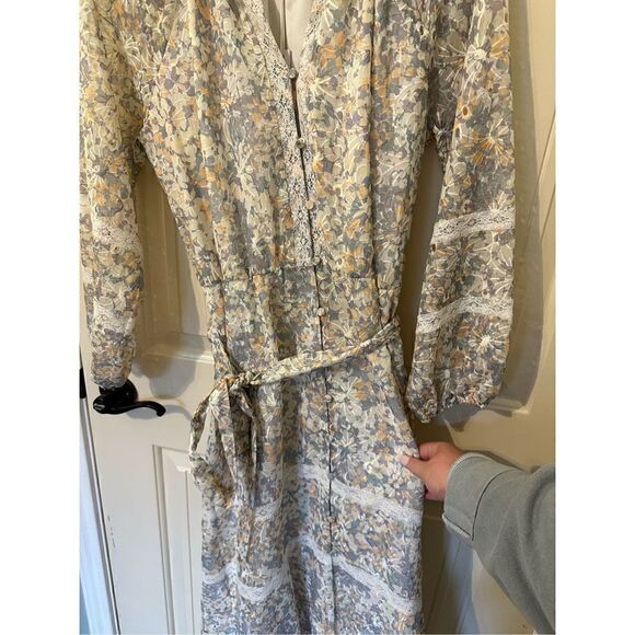 NWT Adelyn Rae Ditzy Floral Buttoned Midi Dress - Size Large - FD4000 - Picture 4 of 7